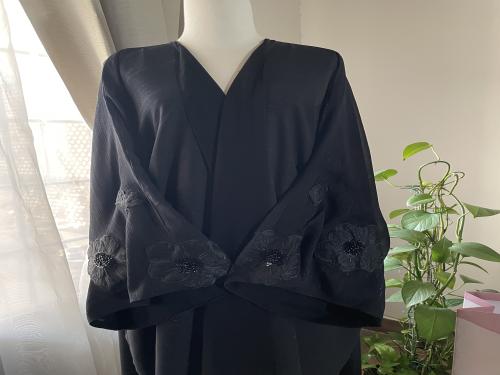 عباية بلاك فلاور -BLACK FLOWER