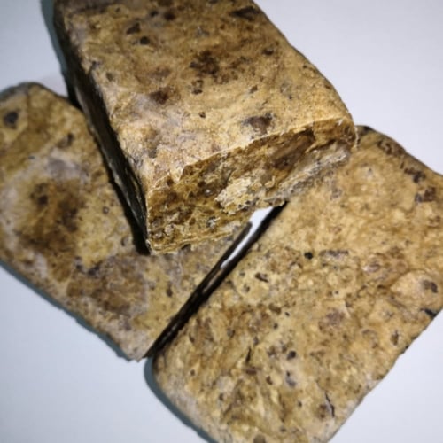 الصابون الافريقي الأسود االخام النقي طبيعي وعضوي 1...