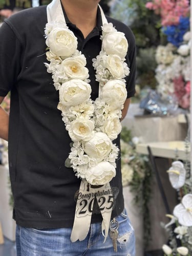 عقد تخرج (صناعي )