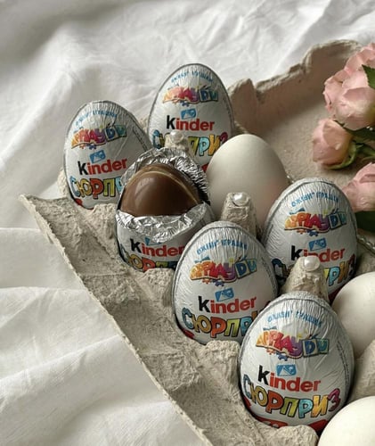 بوكس طبق بيض بيضة كندر القديمة الاصلية *12 حبة