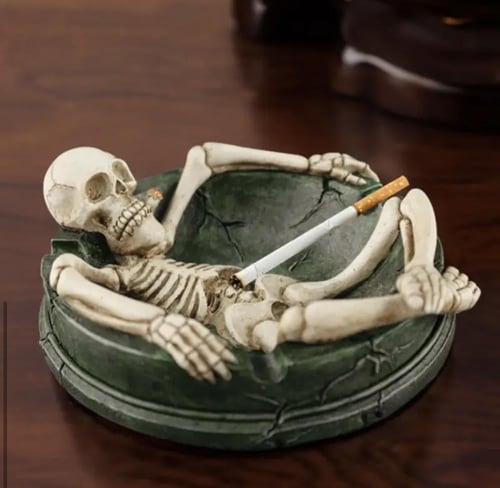 طفاية سجاير شكل هيكل عظمي