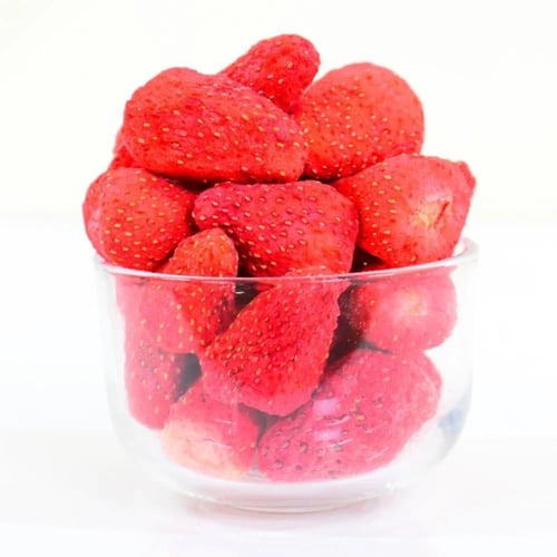 فراولة مجففة بالتبريد بالوزن 20 جم