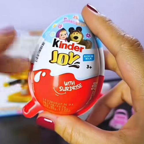 بوكس بيض كندر سبرايز ماتشا والدب *12بيضة