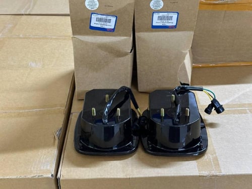 طقم اسطابات خلفية قروتي جمس وشفر 1977-1978 مع افيا...