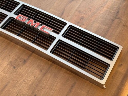 شبك جمس 1983-1984 فل كامل مكحل حروف متحركة تصنيع ط...