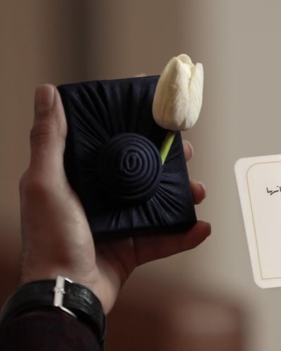 تغليف هدايا ( لون ابيض ) 2