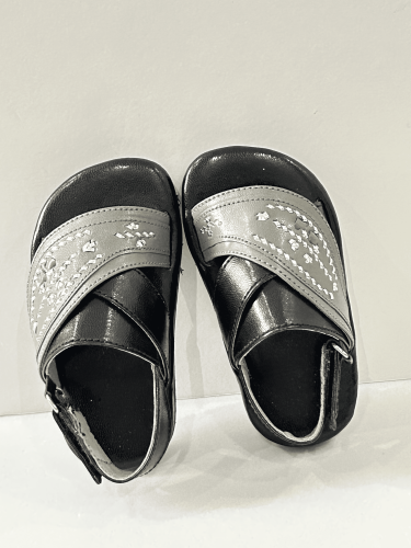 نعال شرقي اطفال