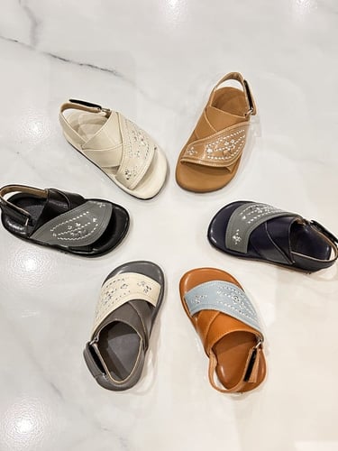 نعال شرقي اطفال