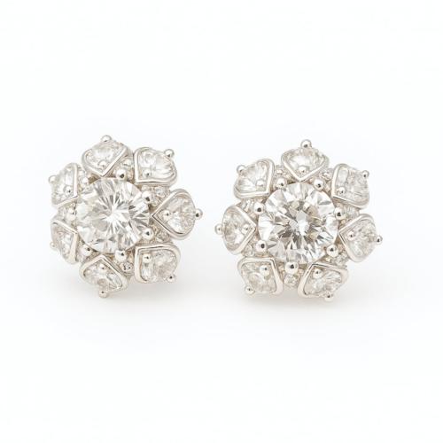 حلق الماس ذهب عيار 18