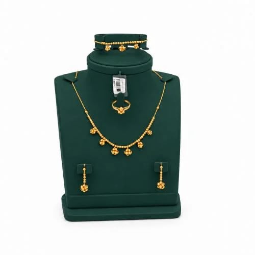 طقم راقي ذهب عيار 21