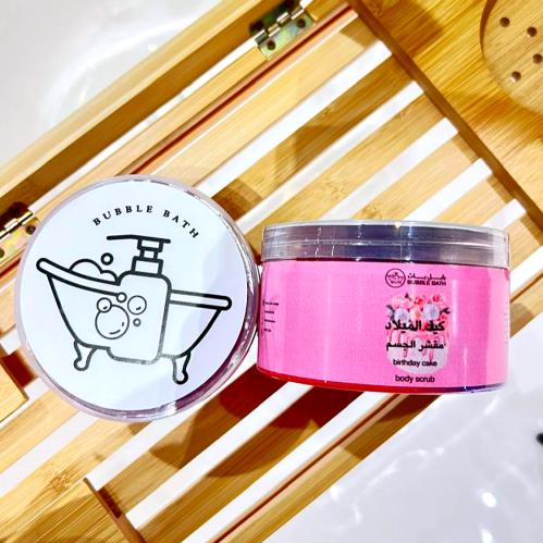 مقشر للجسم برائحة كيك الميلاد لتقشير والتنعيم إزال...