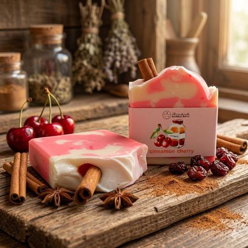 صابون طبيعي عطري برائحة القرفة والكرز مع خلاصة الق...