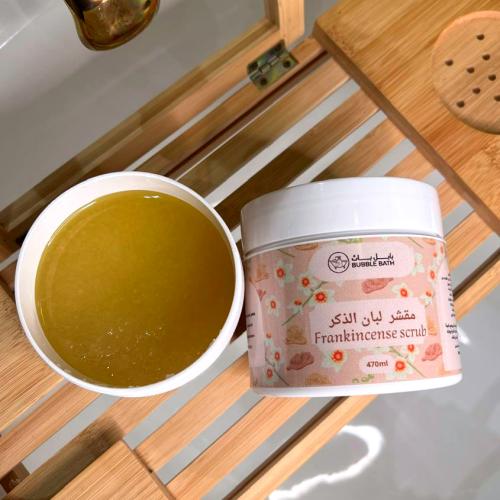 مقشر لبان الذكر بزيت اللوز – لتقشير وتفتيح البشرة...