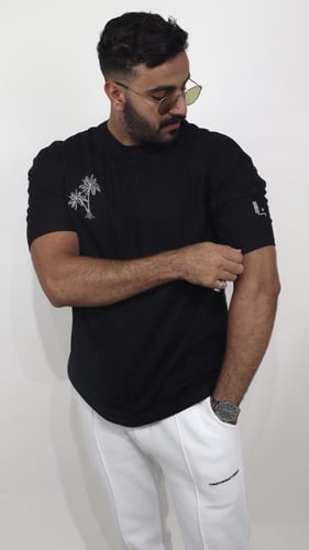 تيشيرت النخل رجالي - اسود