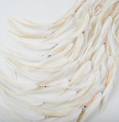 Feather White Jurmu - every string is 50 cm long