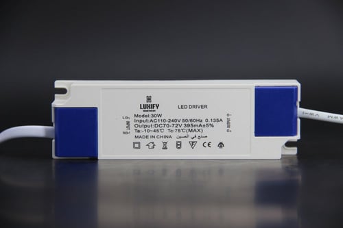 سيوبي 30 واط لوكسفاي كريمي