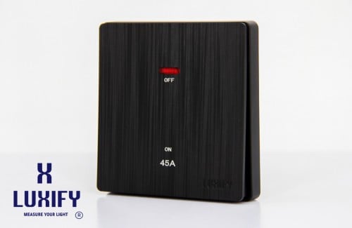 مفتاح مكيف 45 امبير كبير LUXIFY اسود