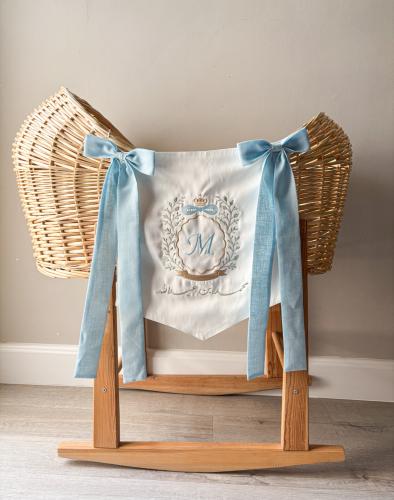 بانر السرير سماوي