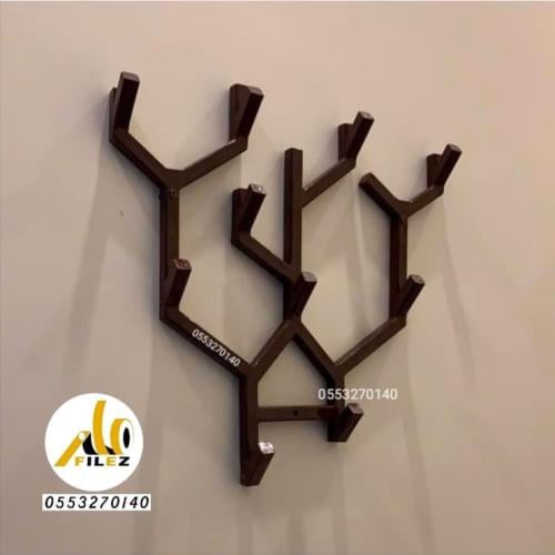 علاقة جدارية ٤٥*٤٥سم اللون بني