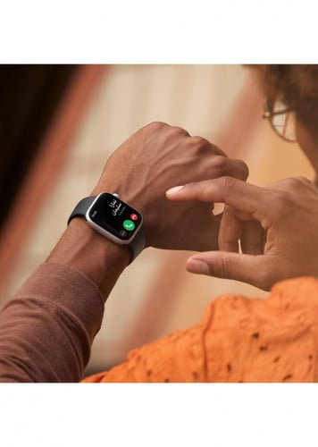 ساعة ابل سيريس 8 مقاس 45 اسود