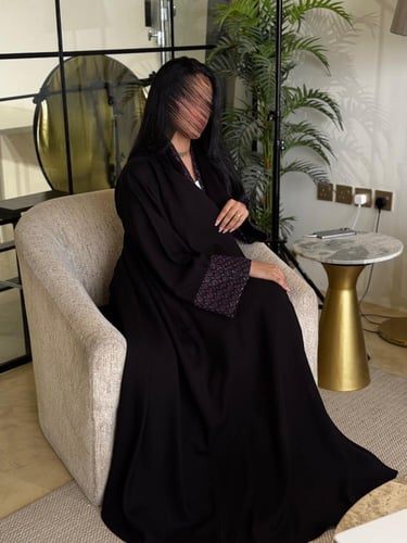 كتان مع أكمام ركامه بنفسجي