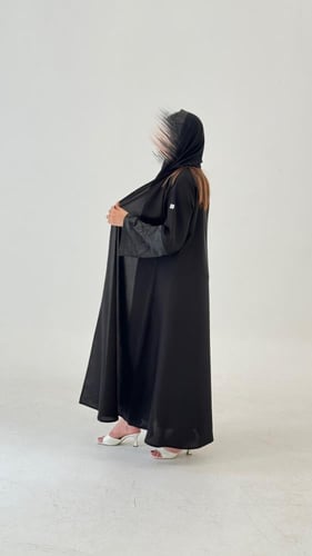 عباية كتان مع اكمام جاكارا واسعه