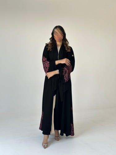 عباية ملكي مع ملكي مطرز وردي