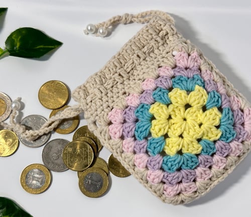 حقيبة سحب صغيرة