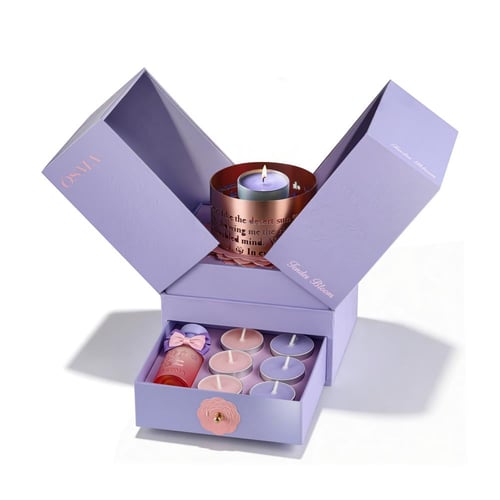 مجموعة تندر بلوم