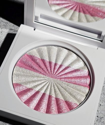 اضاءة اوفرا INNER GLOW