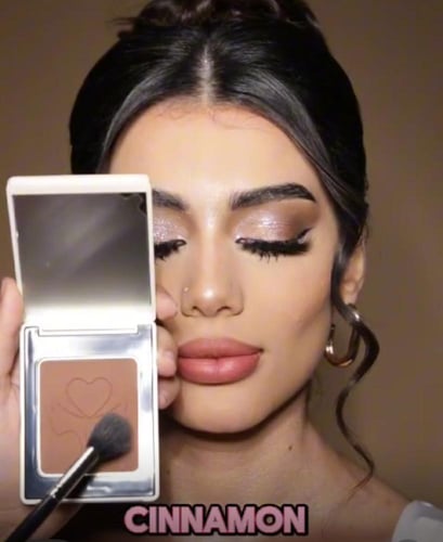 بلاشر و كنتور هارتس بودر - 06 CINNAMON