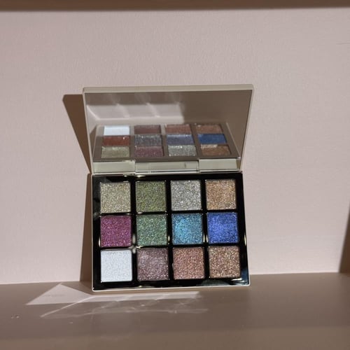 باليت قليتر هارتس 12 لون