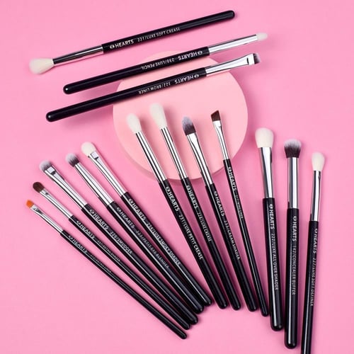 مجموعة فرش هارتس للعين - 15 فرشة