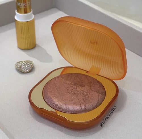 بلاشر كيكو مضيء جويسي فيز - 01 GOLDEN MOCHA