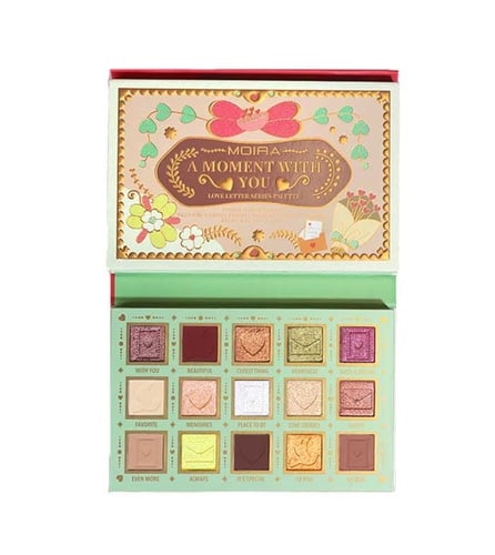 باليت شدو مويرا A MOMENT WITH