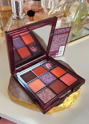 باليت شدو هدى بيوتي love fest