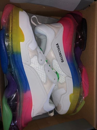 Balenciaga triple s rainbow