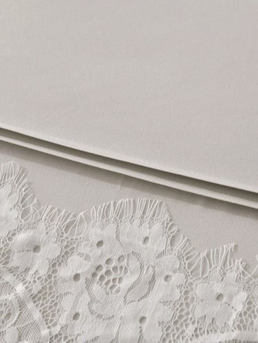 تلبيسة نفرين دانتيل بدون حشوة 3 قطع