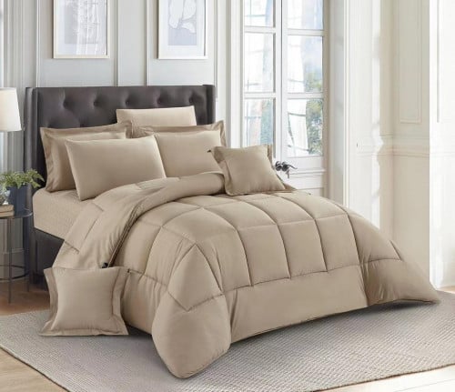 مفرش صيفي نفرين سادة 8 قطع حشوة ثابتة T14