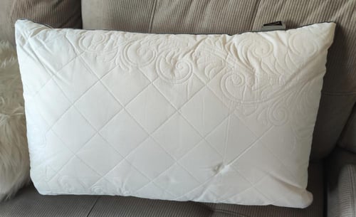 مخدة ( LUXURY IMPERIAL ) الفندقية