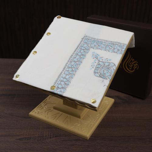 شال كشميري صوف نص ترمه بلون أبيض وتطريز أزرق راقٍ...