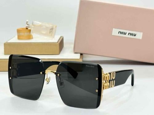 Women's glasses