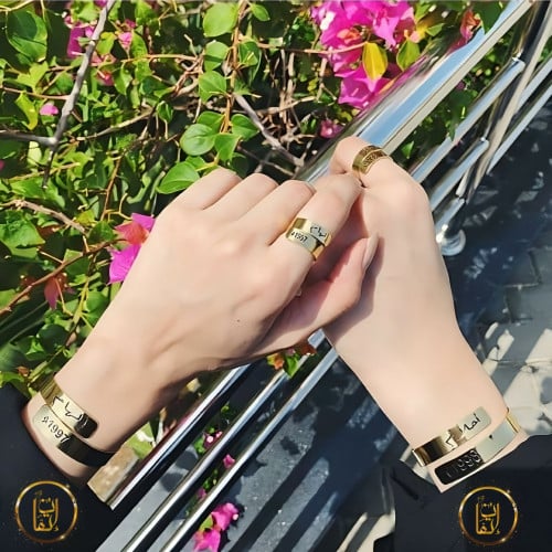 اسوارة مع الخاتم عليها الاسم والتاريخ اللي تبينه