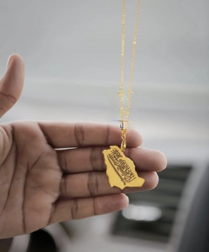 تعليقة خريطة السعودية منحوت عليها الشهادتين