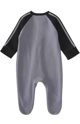 هدية مولود من Adidas