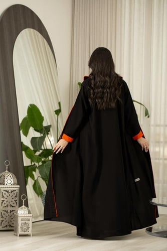 عباية سوداء بكم سفطة اورانج