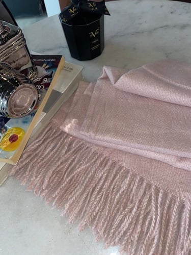 سكارف صوف سادة بالوان متعددة