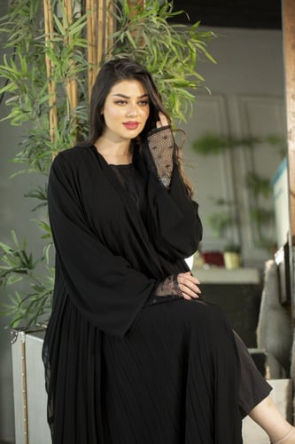 عباية اسود دبل كسرات