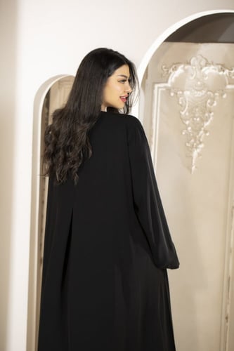 عباية كلوش مسكره من الامام