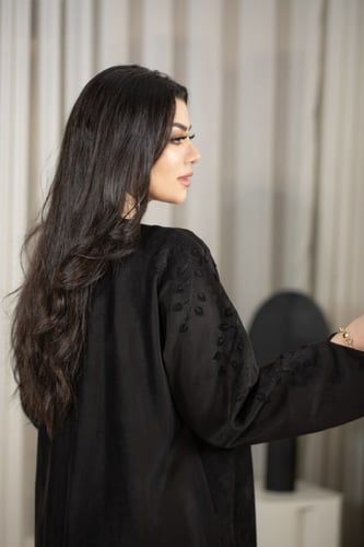 عباية شامواه بتطريز ورد